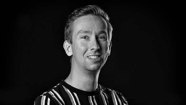 Machinist Jordi is Tukker en rijdt de trein van Arriva tussen Zutphen en Oldenzaal Machinist Jordi is Tukker en rijdt de trein van Arriva tussen Zutphen en Oldenzaal