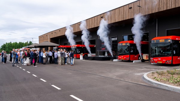 Officieel startmoment van de Arriva concessie West-Brabant op 5 juli in Breda bij | Arriva Officieel startevent concessie West-Brabant op 5 juli 2025 door |Arriva